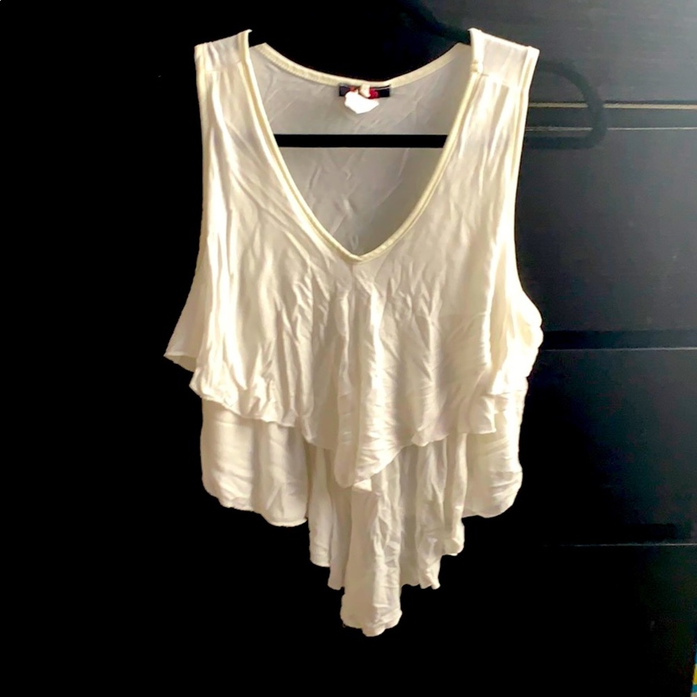 Blush Triangle Tank. Perfect For Work!